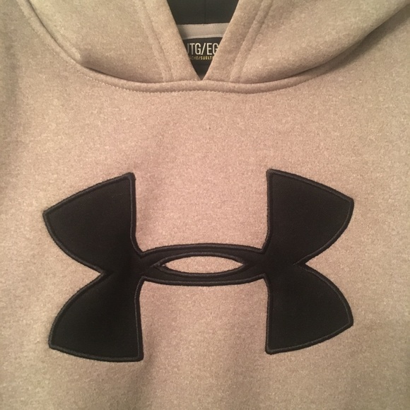 Under Armour Sweatshirt - Picture 2 of 3
